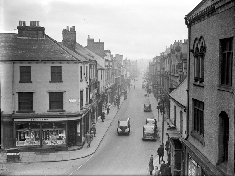 <h2>A view of Newgate St from the Marketplace</h2><p class='caption'>Beamish The Living Museum of the North – People’s Collection</p>